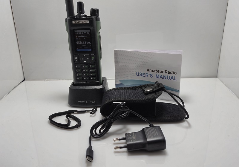 نمایندگی خرید فروش قیمت بیسیم باوفنگ UV 32